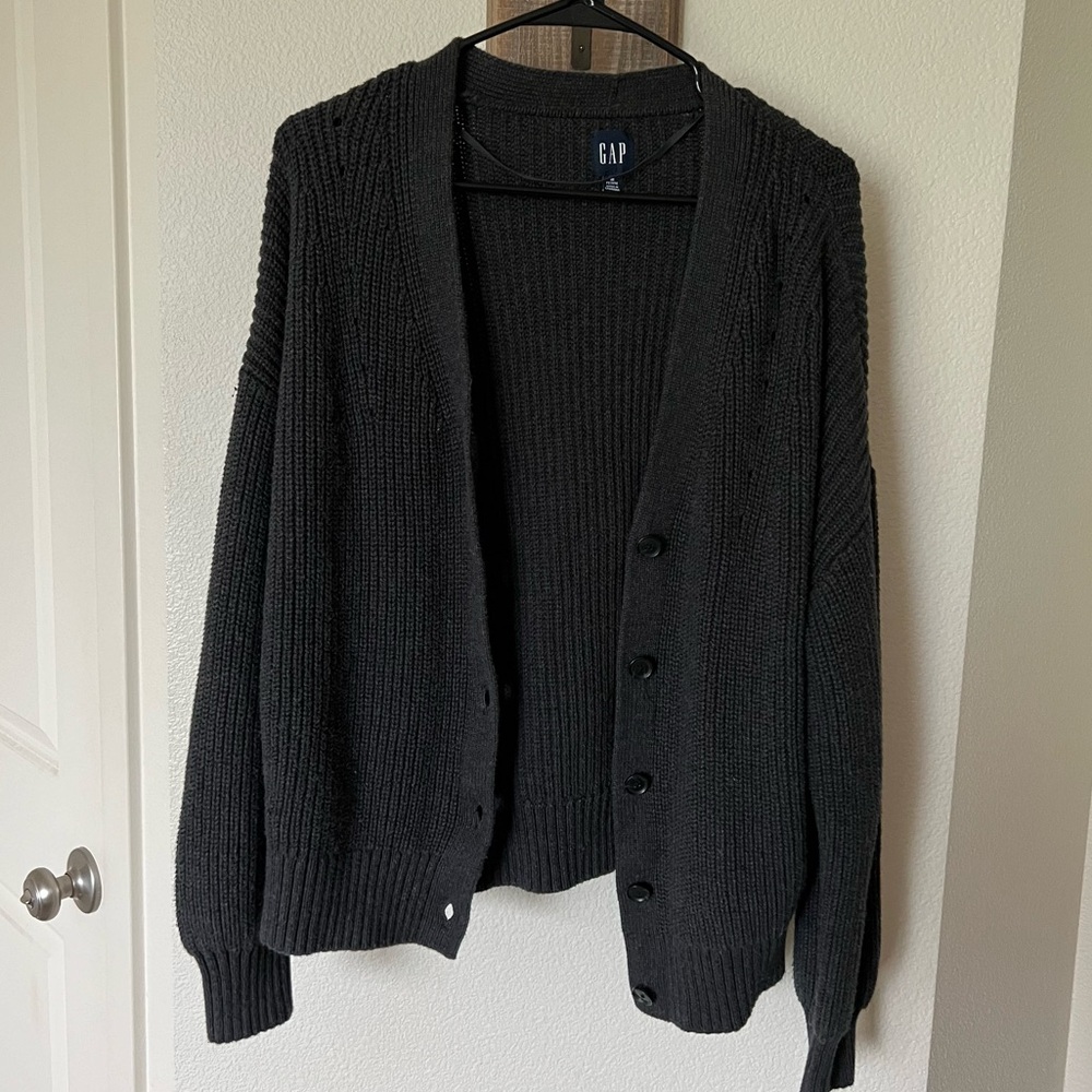 GAP • Chunky Knit Cardigan